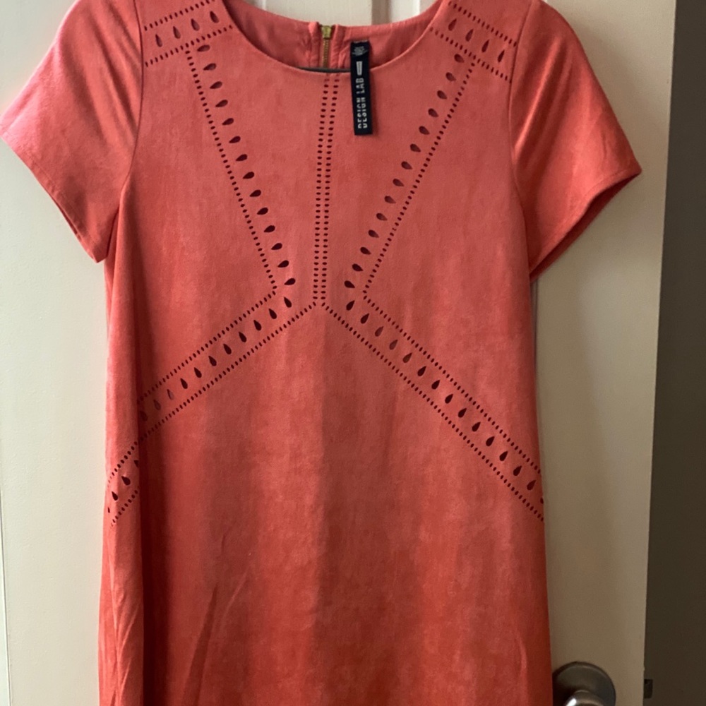 Multiple stylish dresses for sale! Get them now 😍